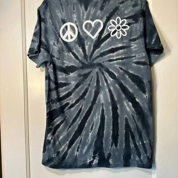 NEW Flower Power Cannabis Co Black & White Tie Dye Shirt - Picture 2 of 2
